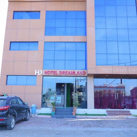 Hotel Dreamlnd Somnāth Zewnętrze zdjęcie